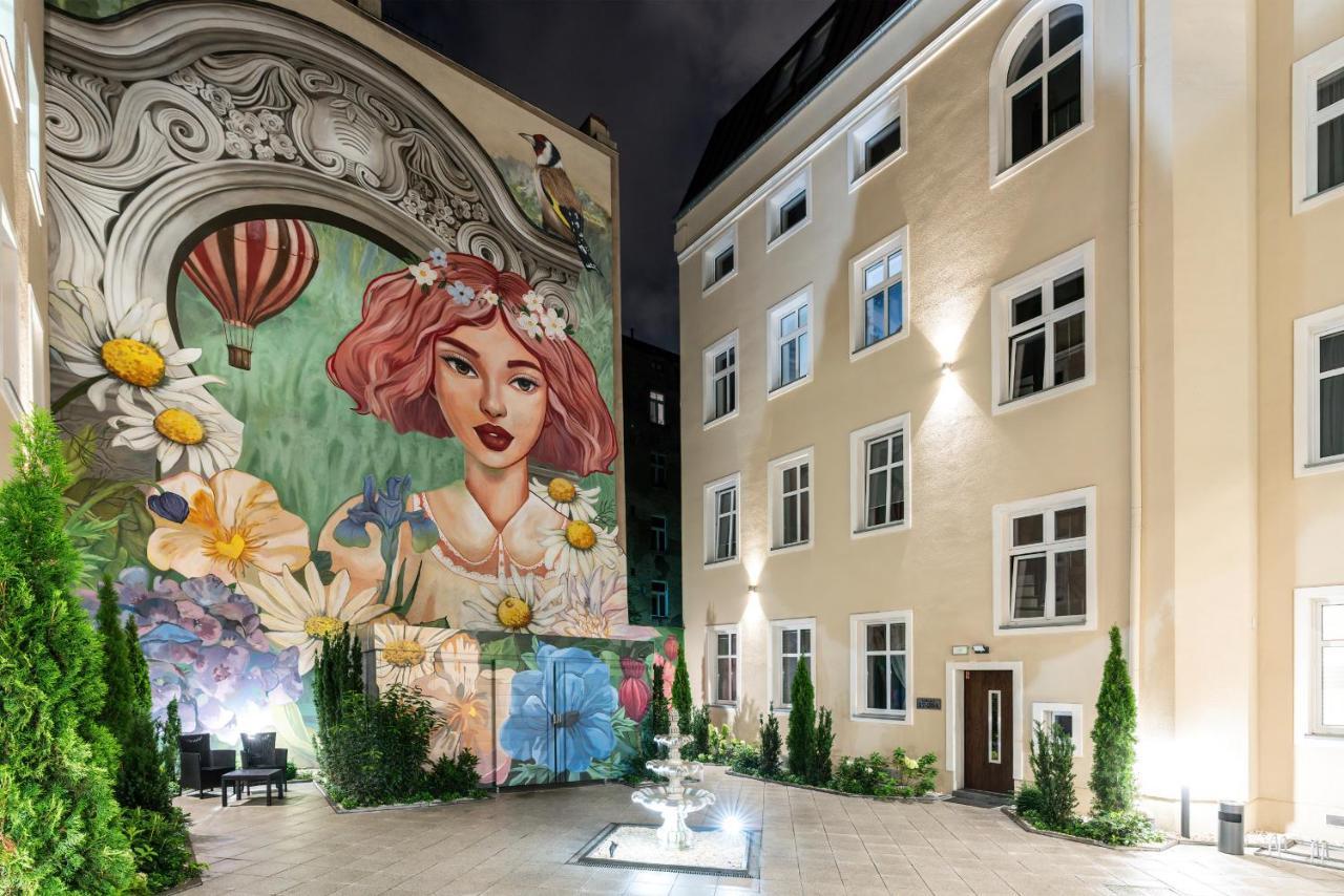 Komeda Apartment Hidden In Poznan Old Town By Noclegi Renters Extérieur photo
