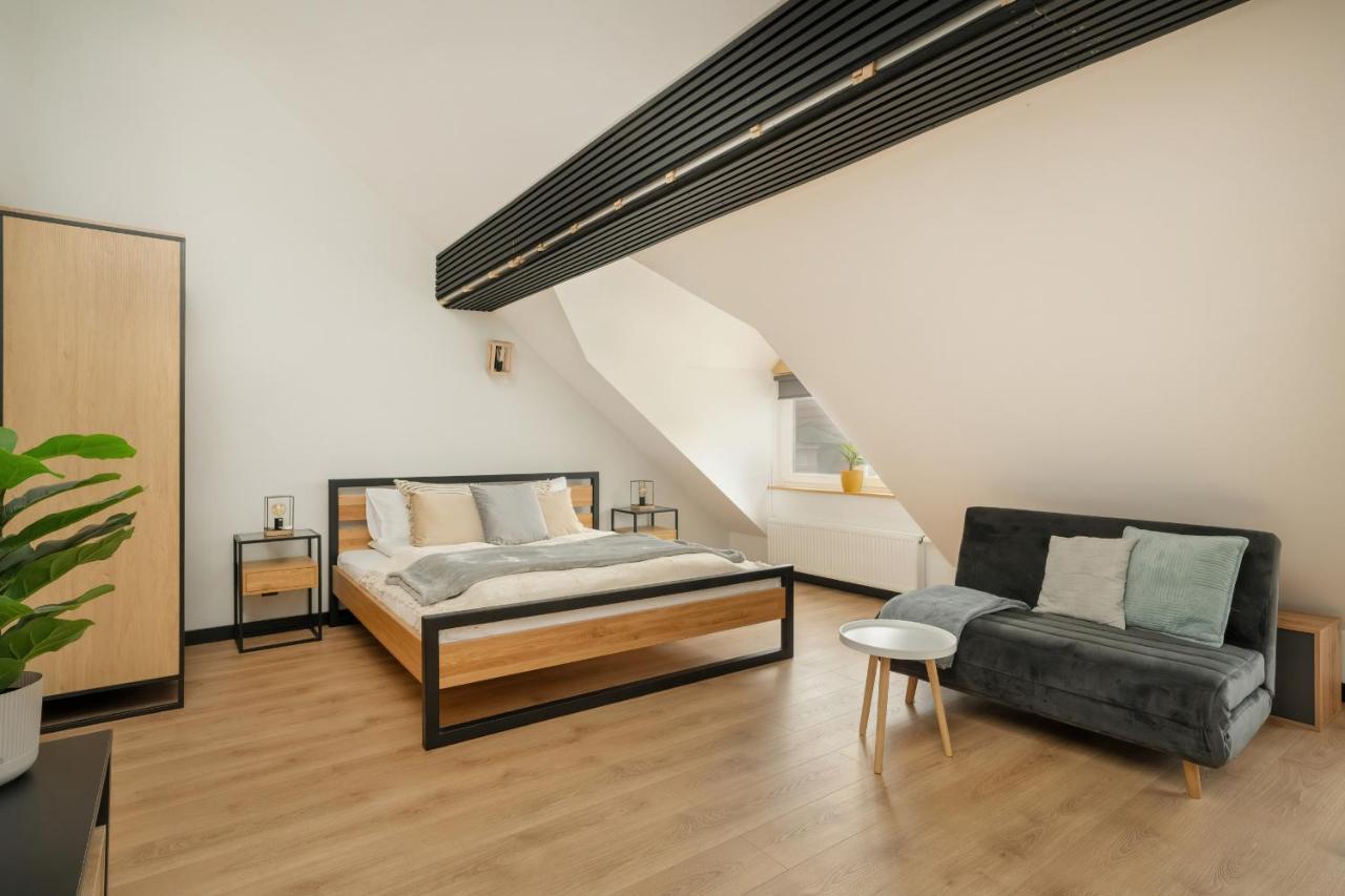Komeda Apartment Hidden In Poznan Old Town By Noclegi Renters Extérieur photo