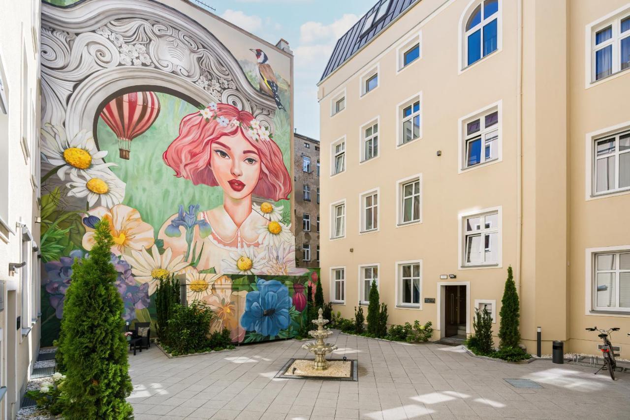 Komeda Apartment Hidden In Poznan Old Town By Noclegi Renters Extérieur photo